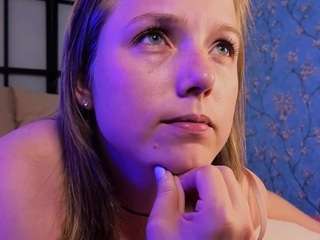 mary-tone Live Webcam on CamSoda