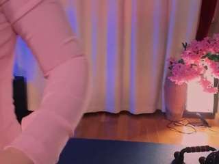 mary-tone's CamSoda show and profile