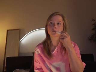 mary-tone Sex Cam Show
