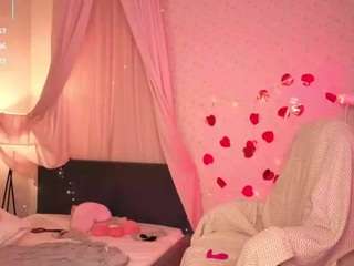 Lilly live webcam show