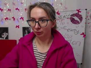 Image 1 of vasilisasii, female webcam model,  years old, on live webcam