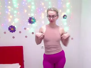 VasilisaSii's Live Sex Cam Show