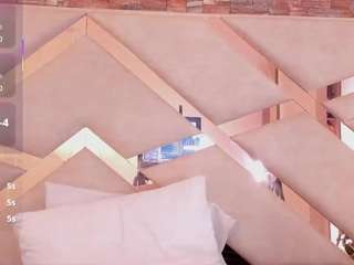 sophia-paris's CamSoda show and profile