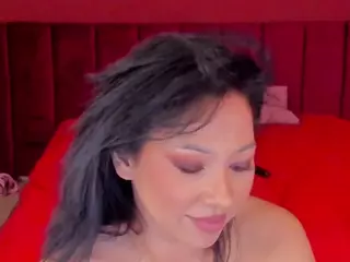 ExoticB3auty's Live Sex Cam Show