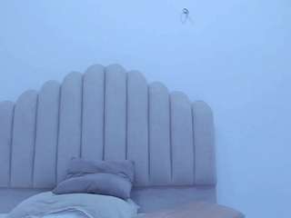 love-cameron Live Webcam on CamSoda