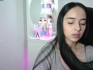 aineangeel live cam preview