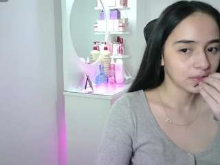 aineangeel live cam preview