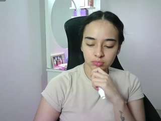 aineangeel live cam preview