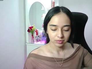 aineangeel live cam preview