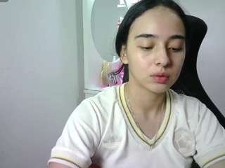 aineangeel live cam preview