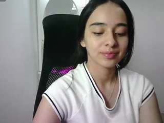 aineangeel Live Webcam on CamSoda