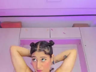 CandyyMaria's Live Sex Cam Show