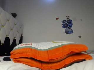 emmaisabella Live Webcam on CamSoda