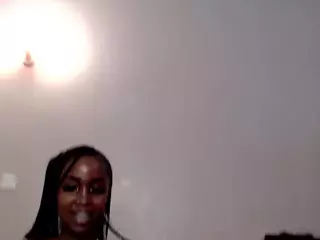 Bella's Live Sex Cam Show