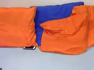 Bella's Live Sex Cam Show