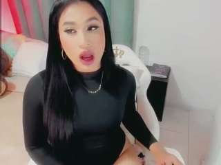 hanna-hottxx's CamSoda show and profile