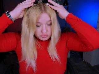 juli-kisss