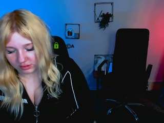 juli-kisss
