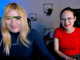 juli-kisss webcam