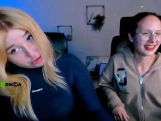 juli-kisss