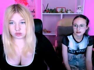 juli-kisss