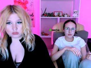  juli-kisss chat room
