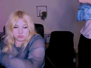 juli-kisss