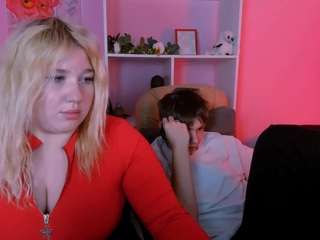 juli-kisss