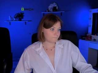 juli-kisss