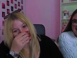 juli-kisss