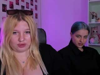juli-kisss