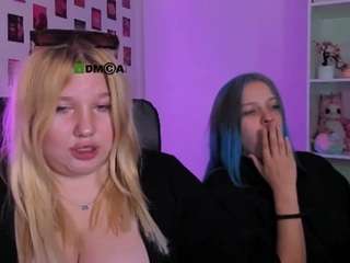 juli-kisss