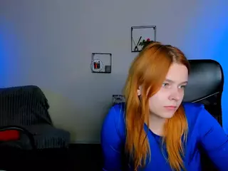 juli-kisss's Live Sex Cam Show