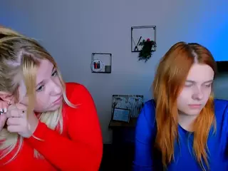 juli-kisss's Live Sex Cam Show
