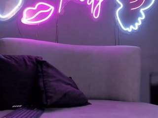 yourperfect-ass webcam model