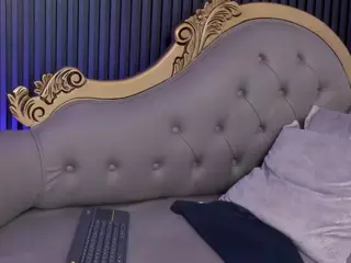 YOURPERFECT-ASS's Live Sex Cam Show
