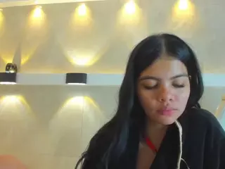 Adara-Scot's Live Sex Cam Show