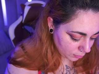 amazonkastar's CamSoda show and profile