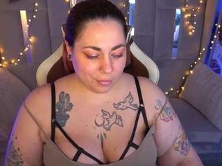 amazonkastar's CamSoda show and profile