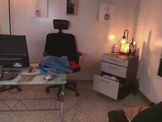 zuzana21 live cam profile