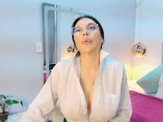 zuzana21 live webcam show