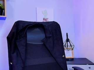 Zuzana21 live webcam show