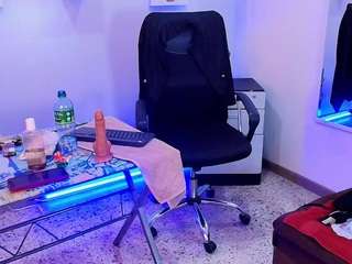 Zuzana21 live webcam show