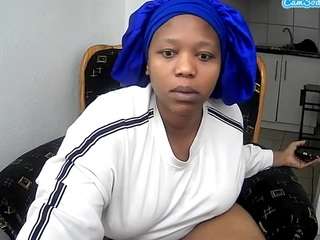 goldenpussyxoxo webcam