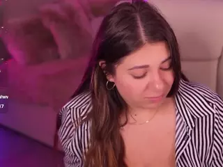 JulietDream's Live Sex Cam Show