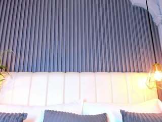 LinaGlam live webcam show
