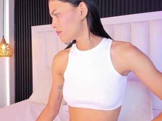 LinaGlam live cam preview