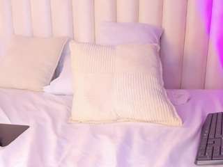 LinaGlam live cam preview