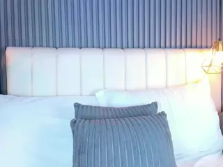 LinaGlam's Live Sex Cam Show