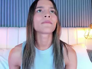 LinaGlam's Live Sex Cam Show